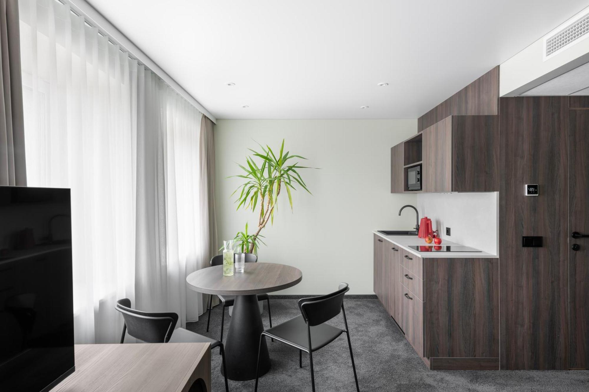 Taurage Hotel Екстер'єр фото